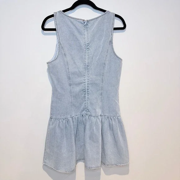 LE LIS Collection Light Denim Sleeveless Ruffle‎ Hem Drop Waist Dress Size L NEW - Picture 6 of 6